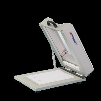 Mesin pengujian pengelupasan pita 8 kg ASTM E8/A370/ISO 75001 Standar untuk pemotongan sampel